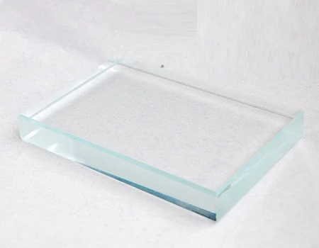 Whats super white glass